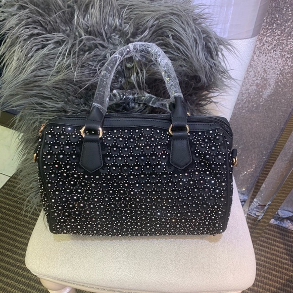 Purses - Picture 2 of 5